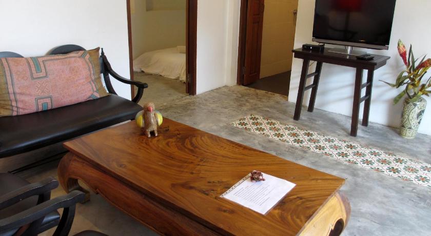 Image of Family Suite with Balcony 11