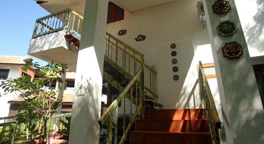 Image of Family Suite with Balcony 14