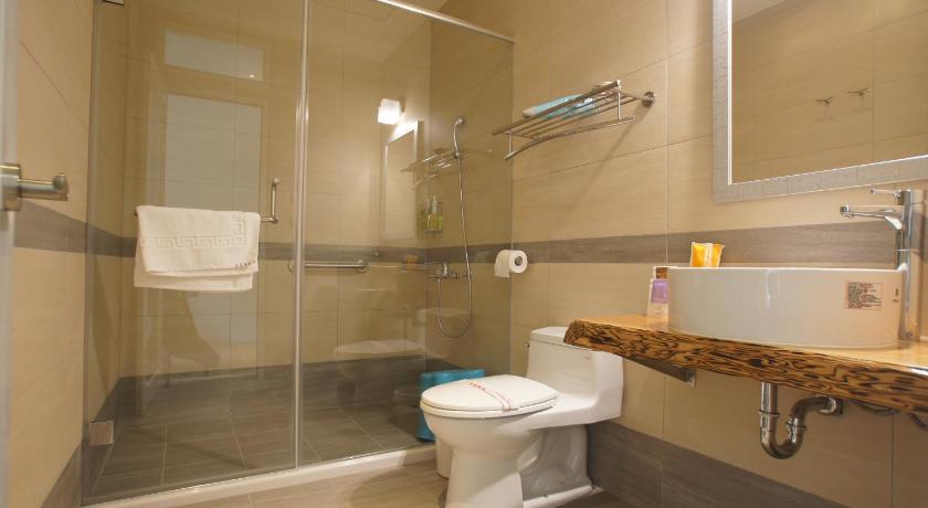 Image of Standard Quadruple Room 2
