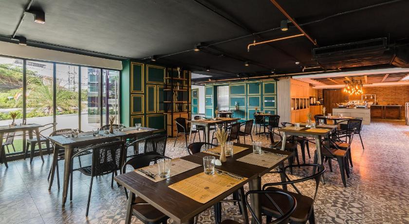 Pattaya CITRUS GRANDE HOTEL PATTAYA BY COMPASS HOSPITALITY 5-Star Hotel lobby