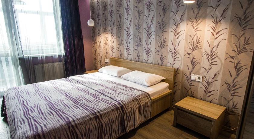 Solo Apartment Dragomanova — Hotel in Kyiv