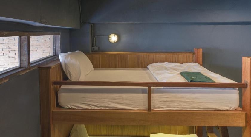 Image of Quadraple Room with Private Bathroom 7