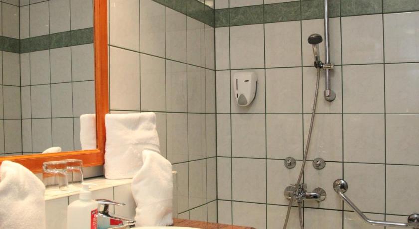 Image of Standard Suite 2