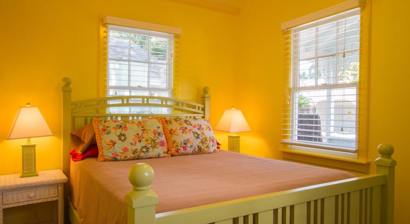 Conch Cottages Of Villas Key West Key West Fl Room Rates