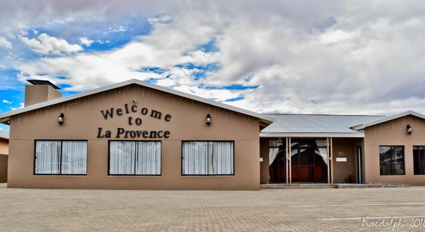 La Provence Accommodation — Hotel in De Aar