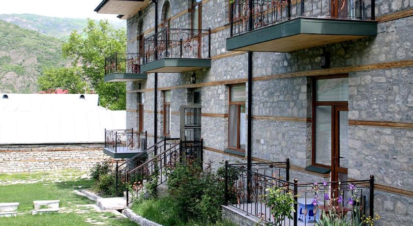 Evim Otel — Hotel in Lahich