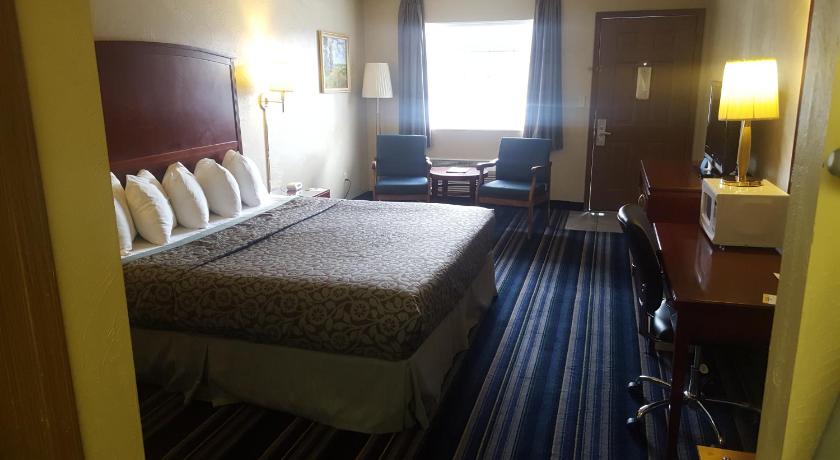 Days Inn by Wyndham Branson/Near the Strip