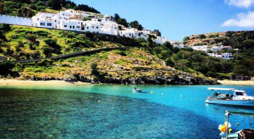 Aphrodite White Studios Lindos photo