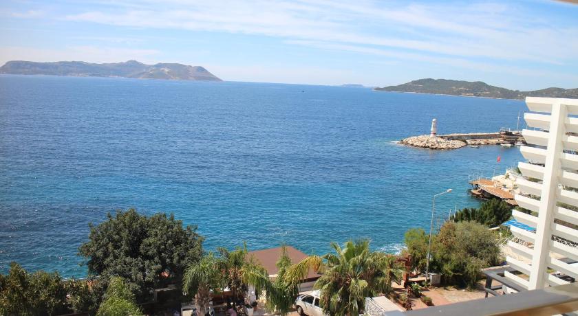 Narr Hotel - image 10