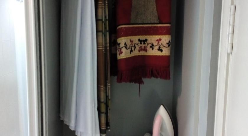 Image of Deluxe Family Room 12