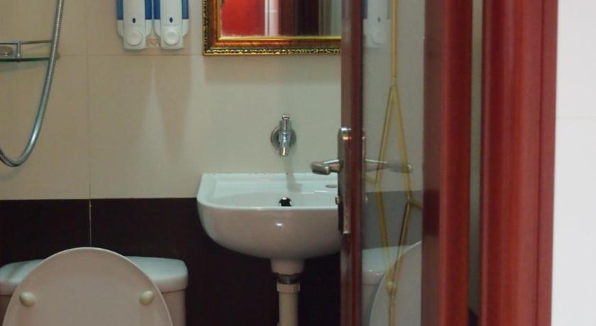 Image of Family Room 2