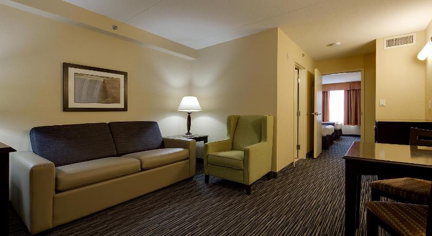 Country Inn & Suites by Radisson, Niagara Falls, ON