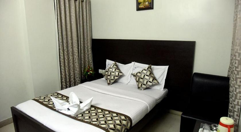 Image of Double Room AC 4