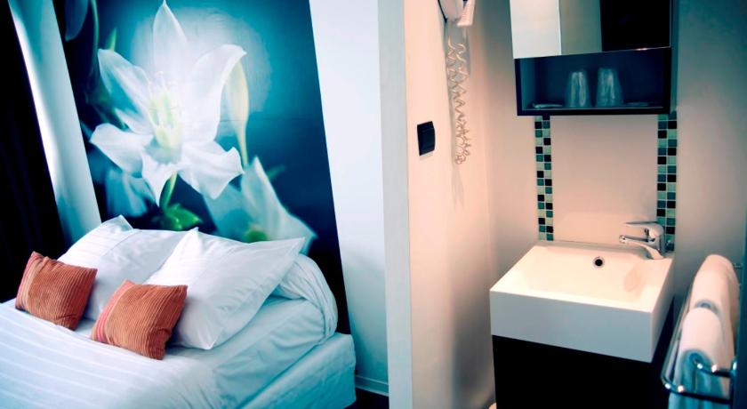DM hotel photo