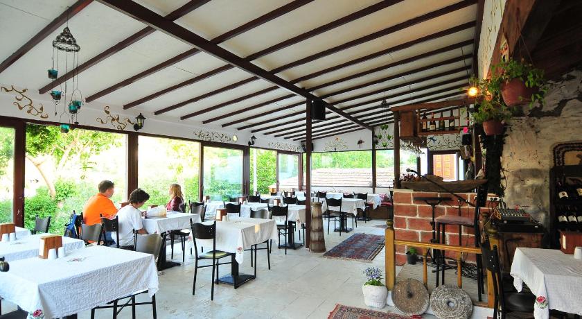 Kirkinca Houses - image 8