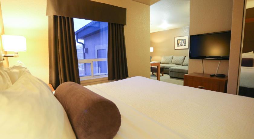 Days Inn by Wyndham Calgary Airport