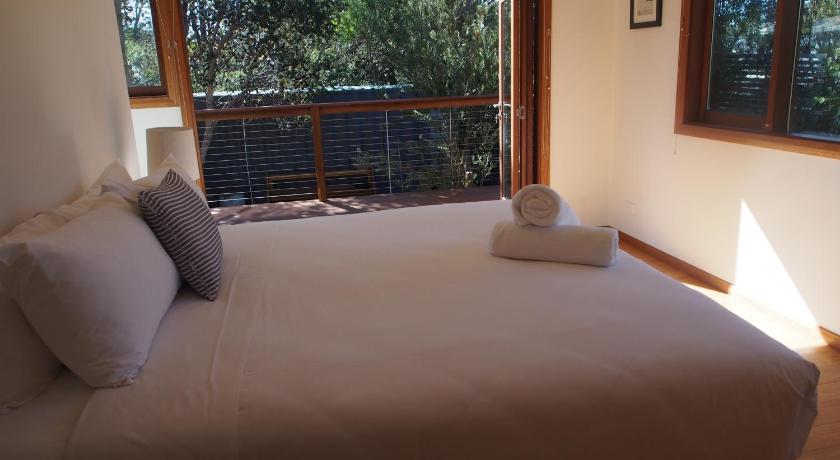 Freycinet Studios "Nook" photo