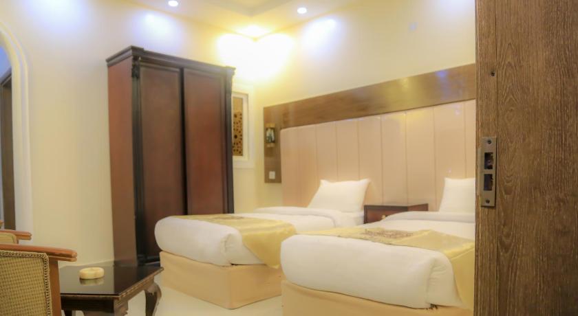 Relax Beach Hotel photo