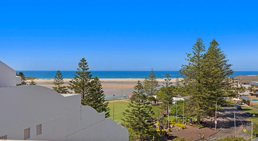 Coast Luxury Apartments 32 photo