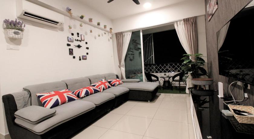 Image of Apartment with Balcony 7