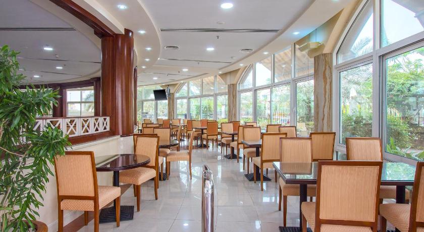 Sharjah Premiere Hotel & Resort - image 14