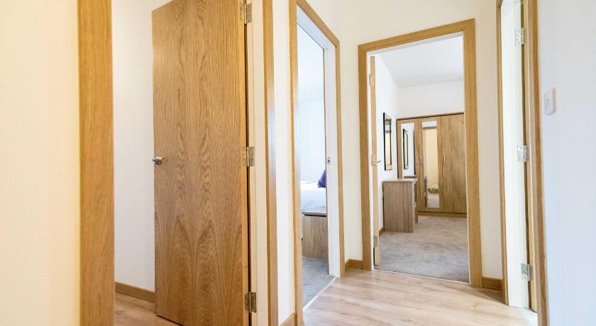 Hamilton Grace - The Quadrant - image 7