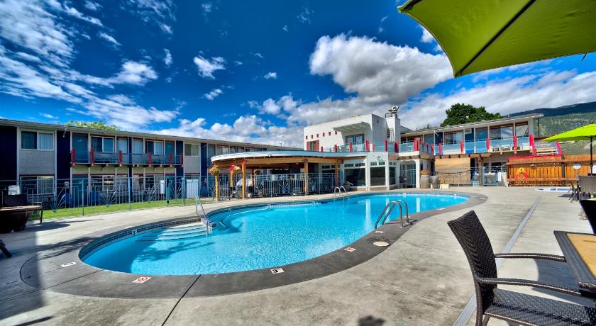 Bowmont Motel photo