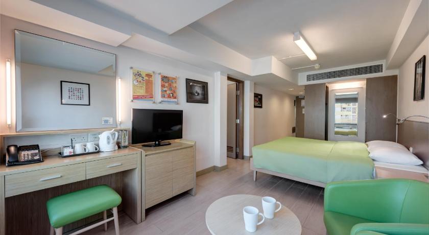Image of Family Room 1