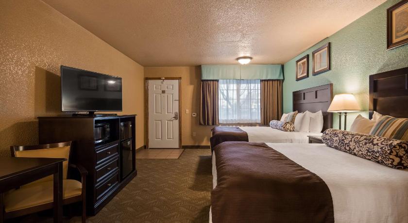 Best Western Plus Bayshore Inn