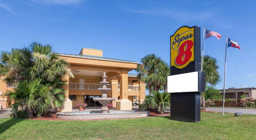 Super 8 By Wyndham Corpus Christi