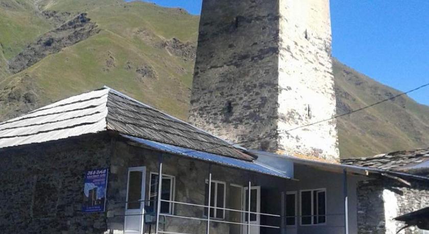 Old Tower Ushguli — Hotel in Ushguli