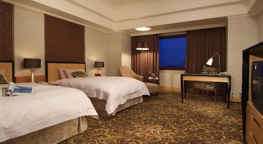 Image of Superior Twin bed 3