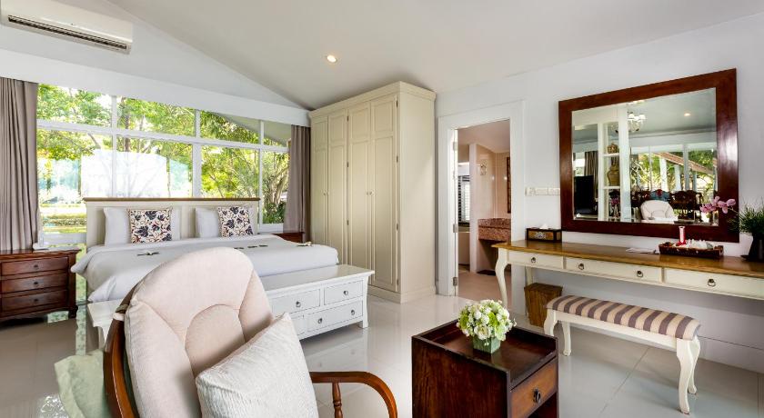 Image of Beachfront Suite 4