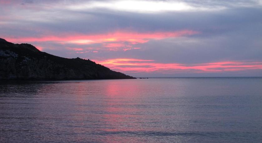 Oklaca Patmos Beach Rooms photo