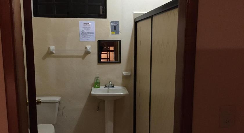 Hostal Aquismon photo