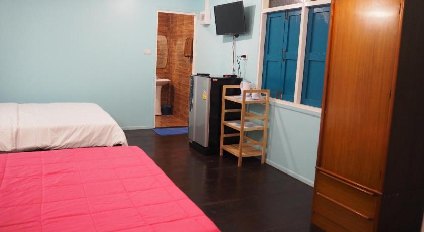 Image of Twin Room with Terrace 9