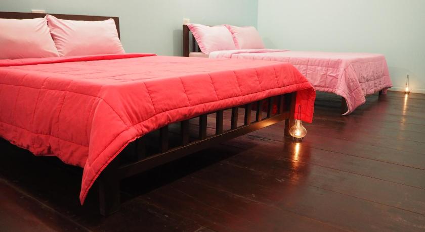 Image of Twin Room with Terrace 11