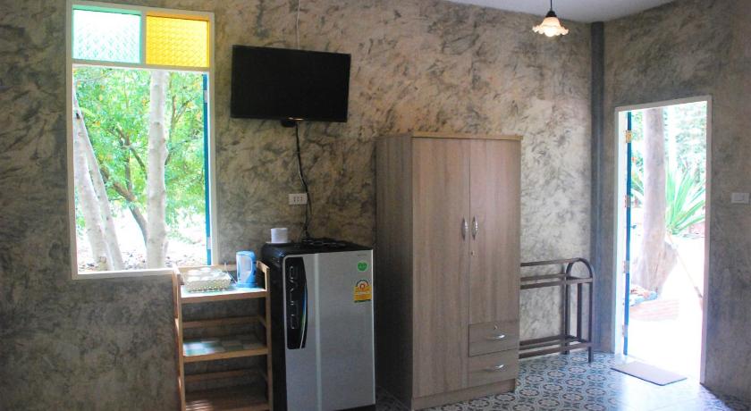 Image of Twin Room with Terrace 10