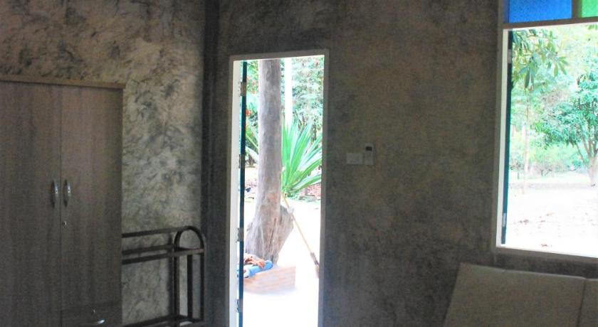 Image of Twin Room with Terrace 9