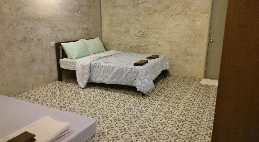 Image of Twin Room with Terrace 12