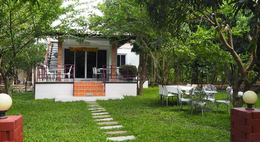 Image of Two-Bedroom House 6