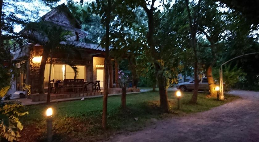 Image of Two-Bedroom House 14