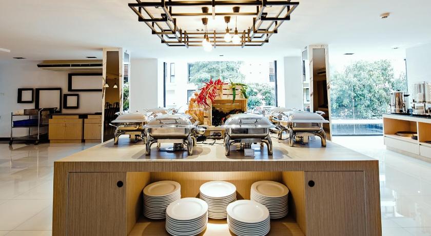 방콕 쓰리 수쿰빗 호텔 (Three Sukhumvit Hotel) 3성급 호텔 로비