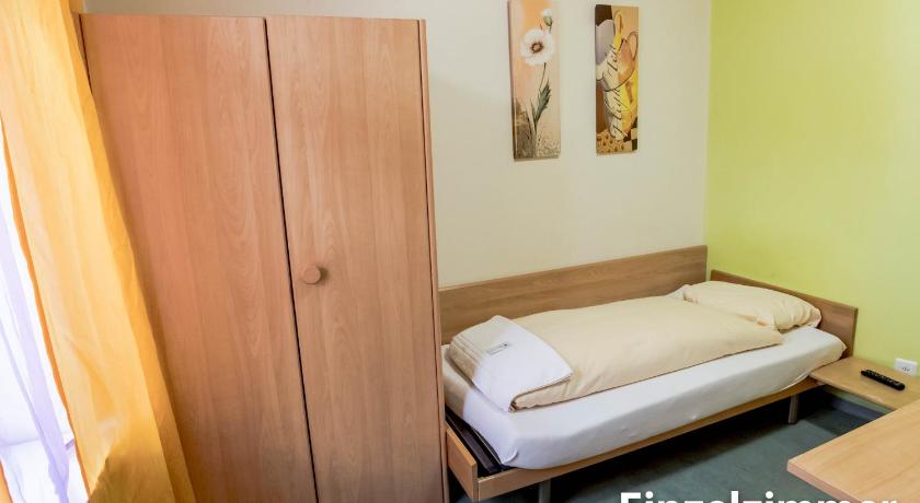 Image of Single Room with Shared Bathroom 1