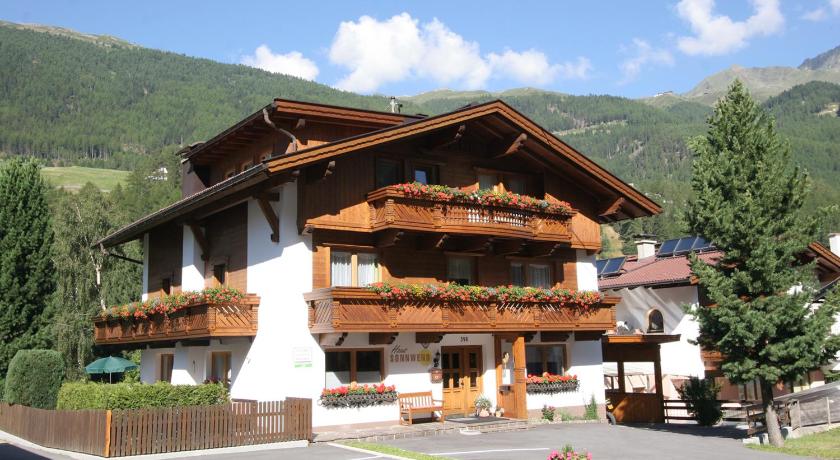 Haus Sonnwend — Hotel in Solden