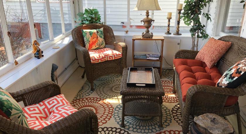Bayside Inn photo