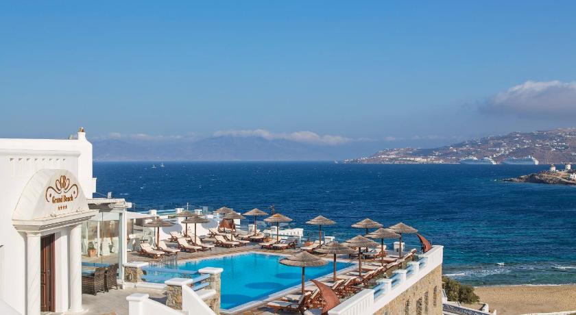 Grand Beach Hotel photo