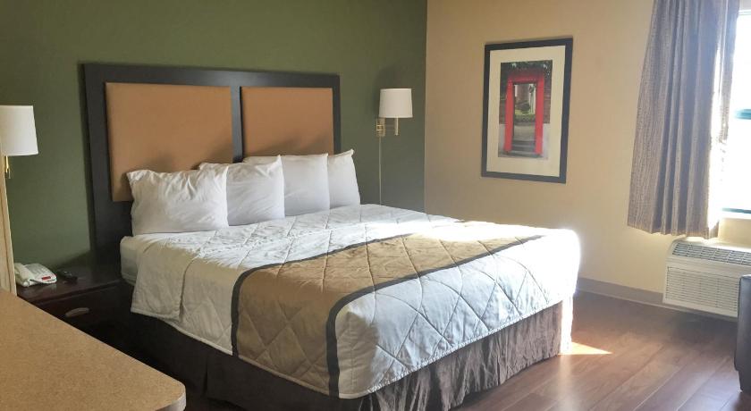 Extended Stay America Suites - Detroit - Madison Heights