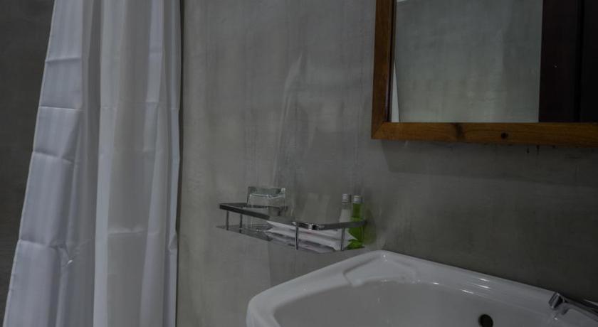 Image of Triple Room 2