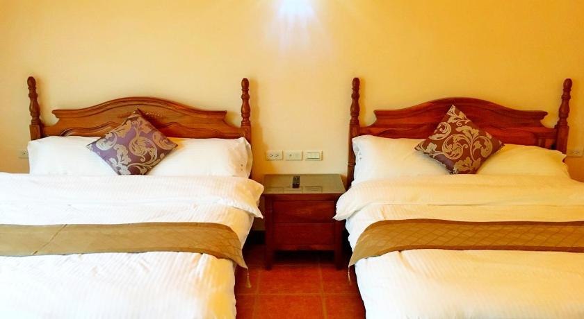 Image of Quadruple Room with Mountain View 6